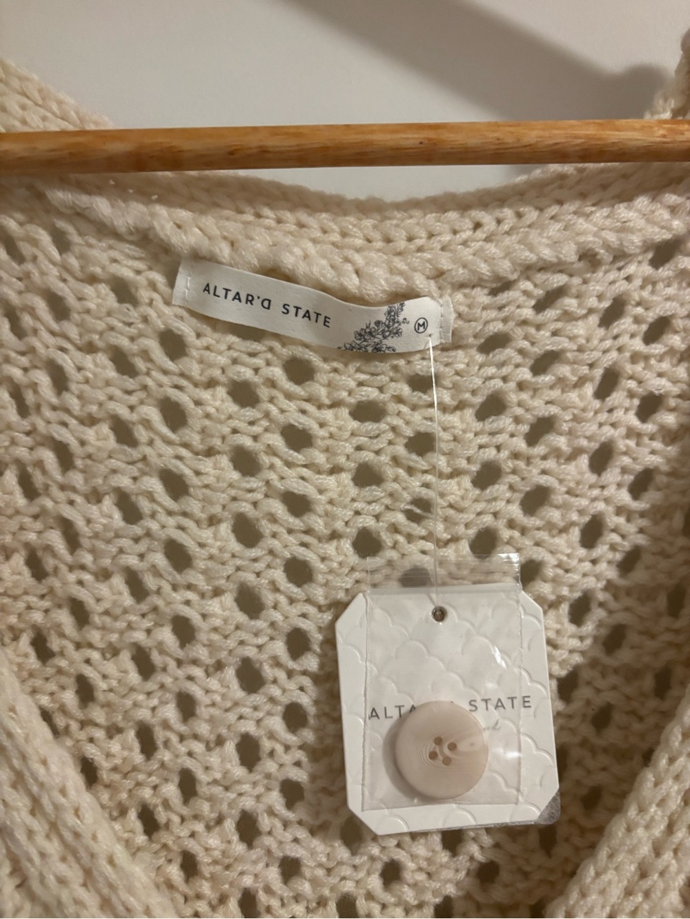 NEW ALTAR’D STATE Carla Bow Cardigan Sweater Cream Knit Size Medium - Picture 3 of 8